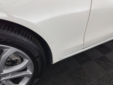 Mercedes-Benz C-Klasse Estate 200 CDI Business Solution Aut. *FULL-LED | LEATHER-FABRIC | FULL-LED | NAVI-FULLMAP | CAMERA | HEATED-SPORTSEATS | SHIFTPADDLES | CRUISE | KEYLESS | TOWBAR | 17''ALU*