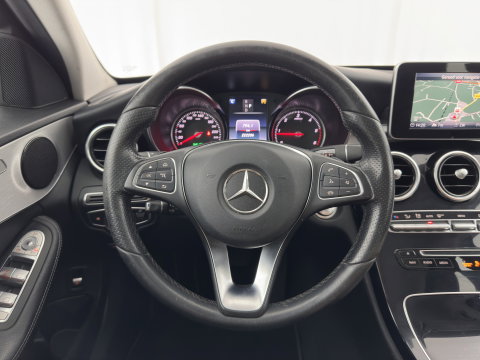 Mercedes-Benz C-Klasse Estate 200 CDI Business Solution Aut. *FULL-LED | LEATHER-FABRIC | FULL-LED | NAVI-FULLMAP | CAMERA | HEATED-SPORTSEATS | SHIFTPADDLES | CRUISE | KEYLESS | TOWBAR | 17''ALU*