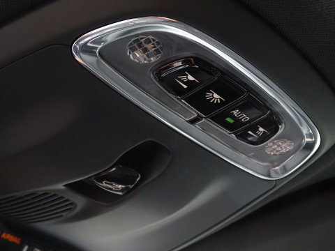 Volvo S60 T8 390PK TE / R-Design / Bowers&Wilkins / 360° / LED