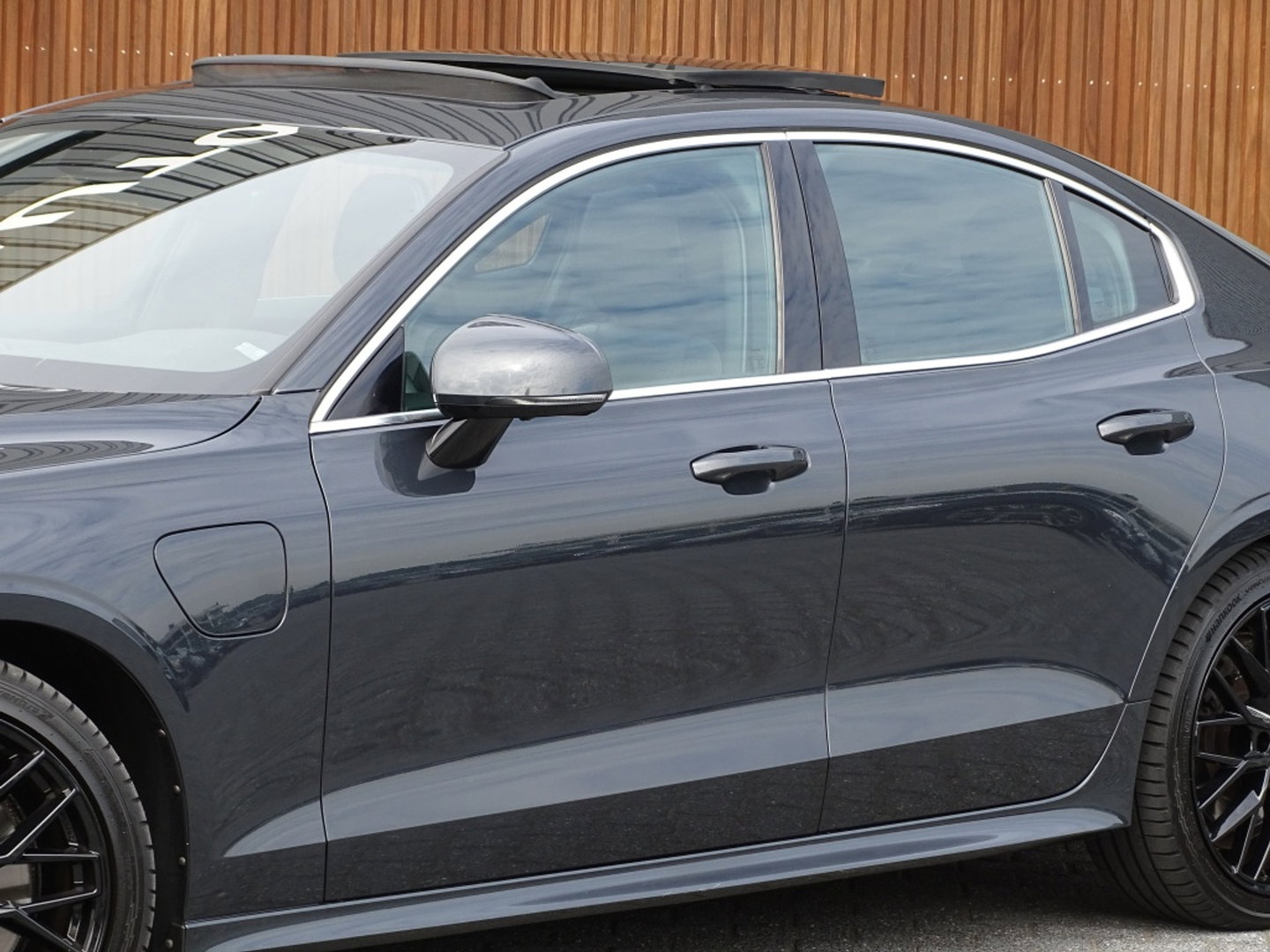 Volvo S60 T8 390PK TE / R-Design / Bowers&Wilkins / 360° / LED