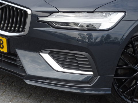 Volvo S60 T8 390PK TE / R-Design / Bowers&Wilkins / 360° / LED