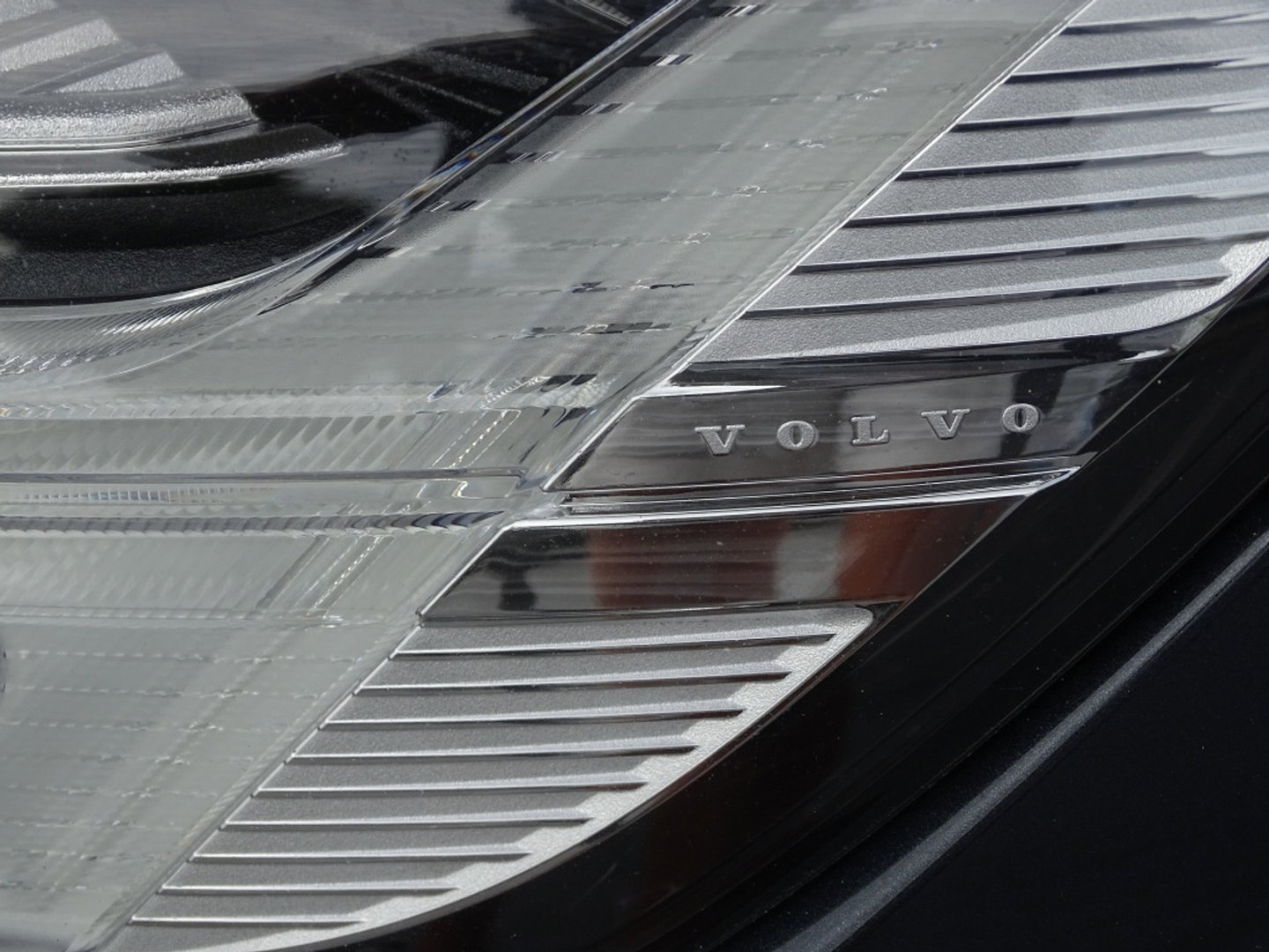 Volvo S60 T8 390PK TE / R-Design / Bowers&Wilkins / 360° / LED