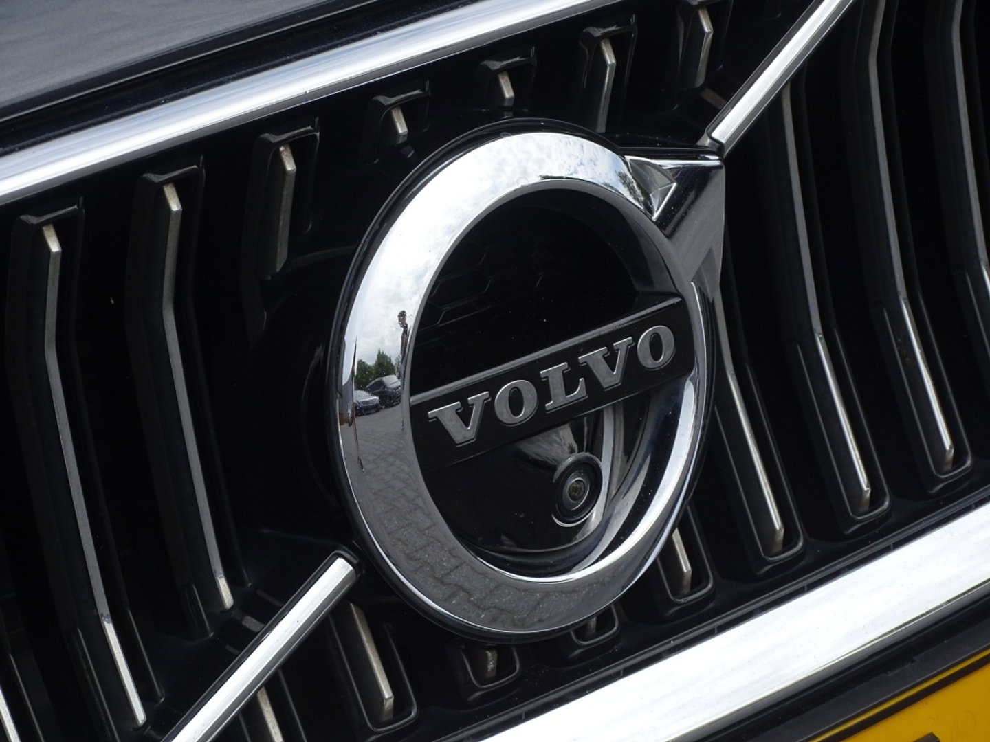 Volvo S60 T8 390PK TE / R-Design / Bowers&Wilkins / 360° / LED