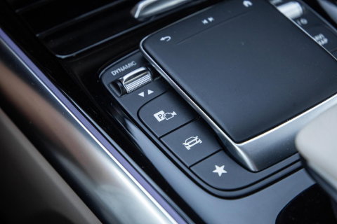 Mercedes-Benz B-Klasse 250 e Business Solution Luxury Limited CARPLAY / AMBILIGHT / STOELVERWARMING / CAMERA / DEALER ONDERHOUDEN