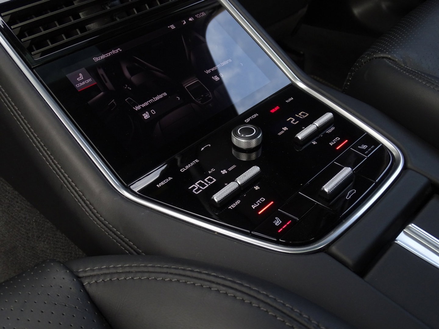 Porsche Panamera 2.9 4 E-Hybrid 462PK / Sport design 22'' / Sportuitlaat / * NAP*