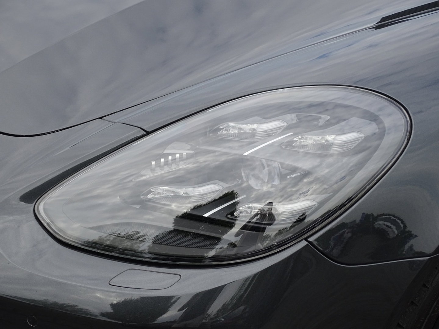 Porsche Panamera 2.9 4 E-Hybrid 462PK / Sport design 22'' / Sportuitlaat / * NAP*
