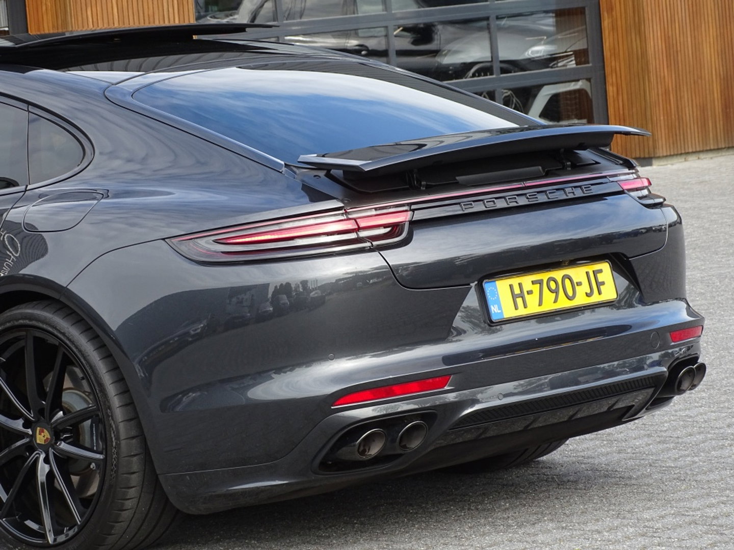 Porsche Panamera 2.9 4 E-Hybrid 462PK / Sport design 22'' / Sportuitlaat / * NAP*