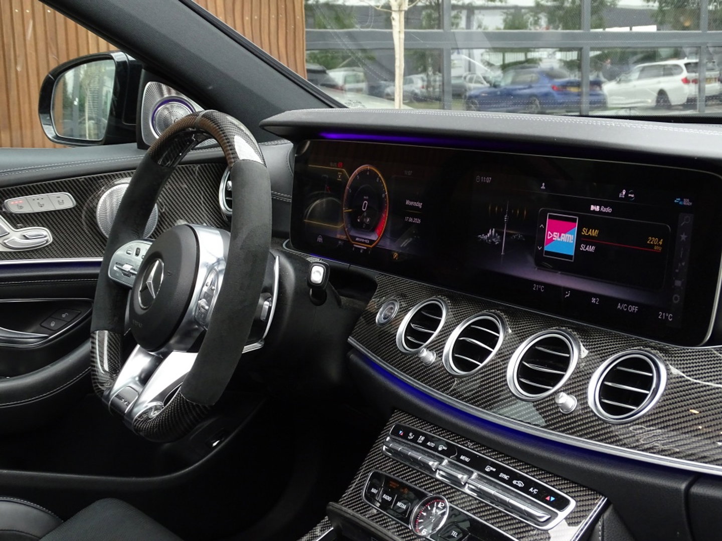 Mercedes-Benz E-Klasse 63S AMG 613PK V8 4-Matic / Burmester 4D / Carbon / AMG Ceramic b