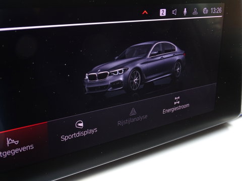 BMW 5 Serie 530e xD 292PK iPerf / H. Exe / M Individual / LED