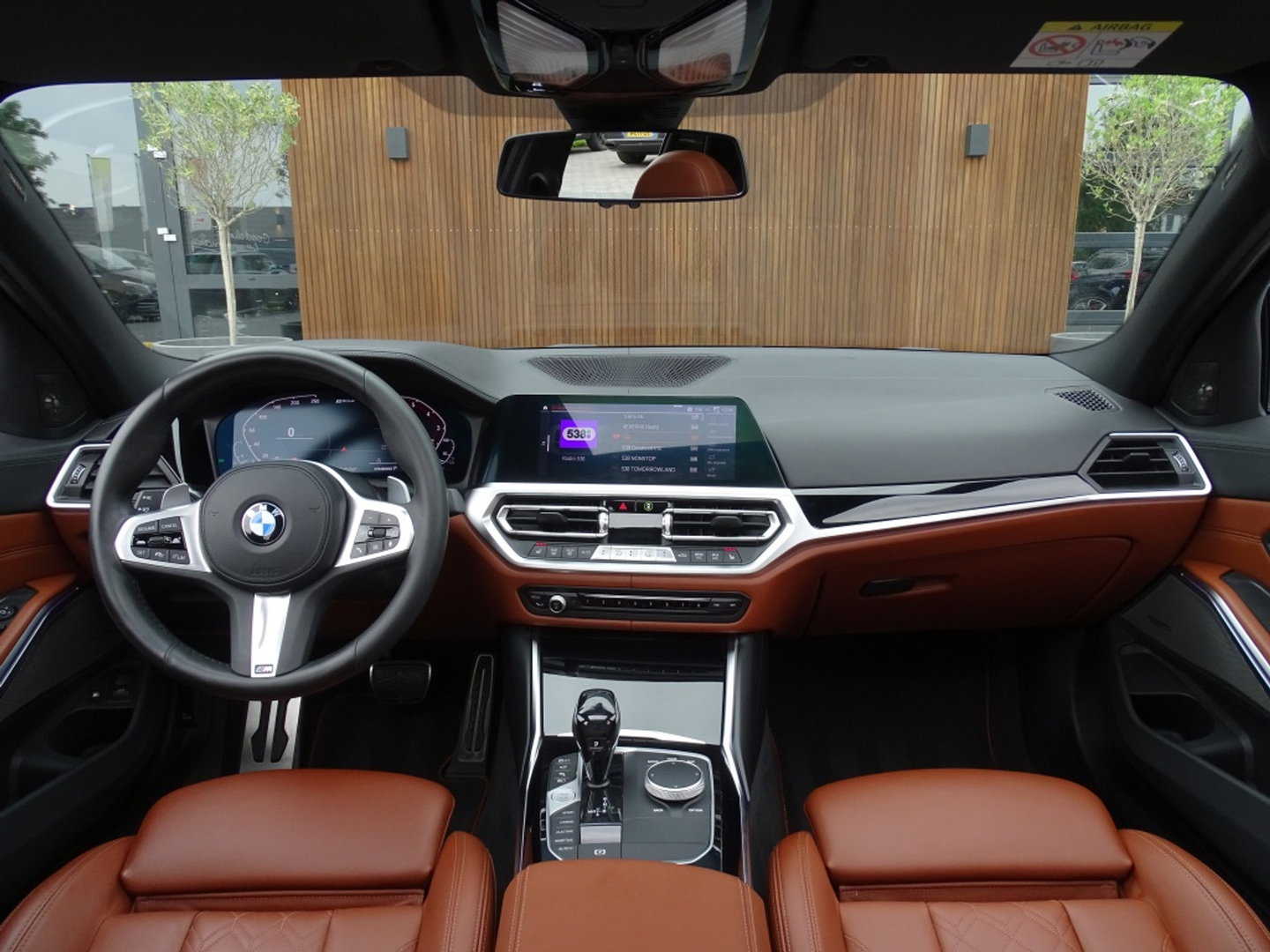BMW 3 Serie touring 330e 292PK M-sport Individual / Laser / 360° / Pano / ACC / Meri