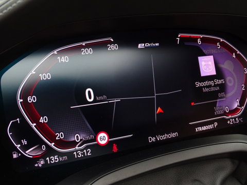 BMW 3 Serie touring 330e 292PK M-sport Individual / Laser / 360° / Pano / ACC / Meri