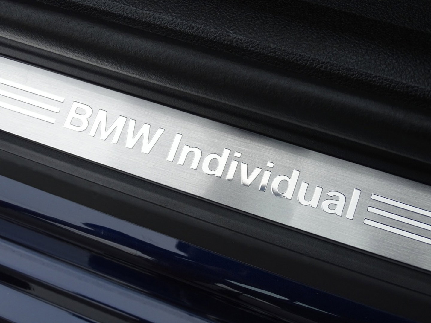 BMW 3 Serie touring 330e 292PK M-sport Individual / Laser / 360° / Pano / ACC / Meri