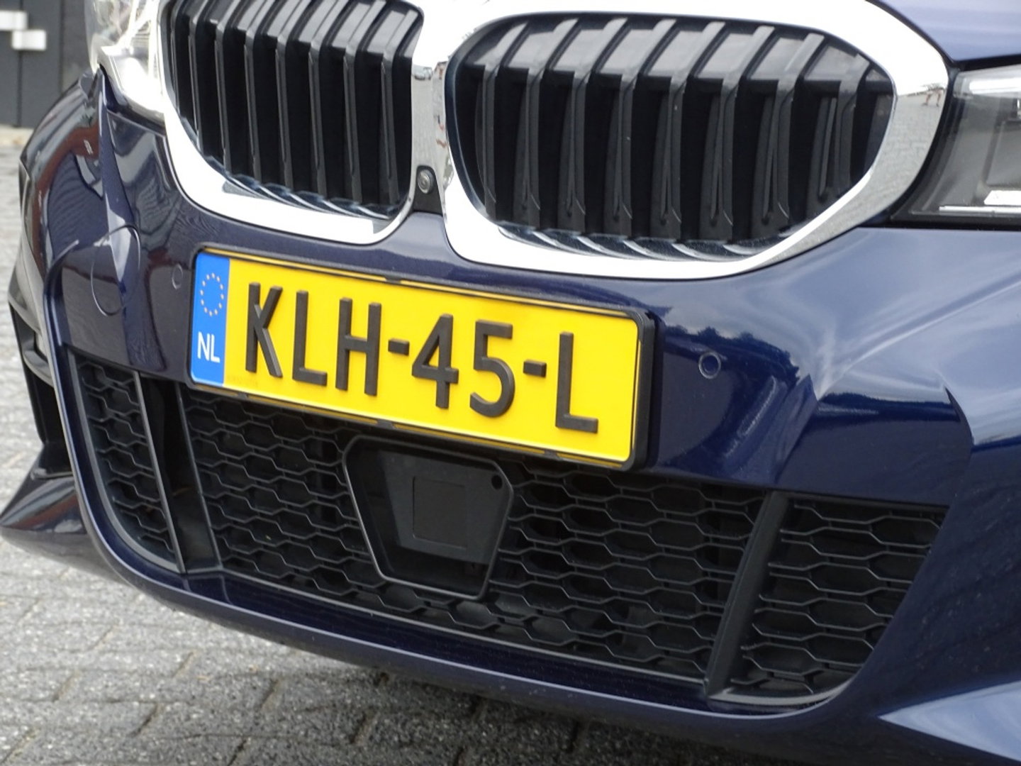 BMW 3 Serie touring 330e 292PK M-sport Individual / Laser / 360° / Pano / ACC / Meri