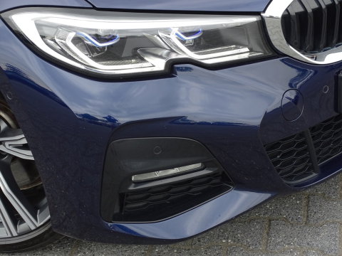 BMW 3 Serie touring 330e 292PK M-sport Individual / Laser / 360° / Pano / ACC / Meri