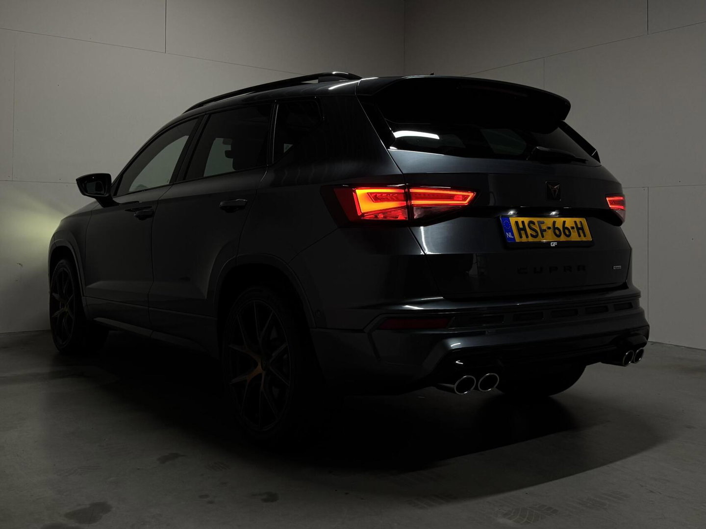 CUPRA Ateca 2.0 TSI 4DRIVE Pano Virtual Brembo Beats 360°