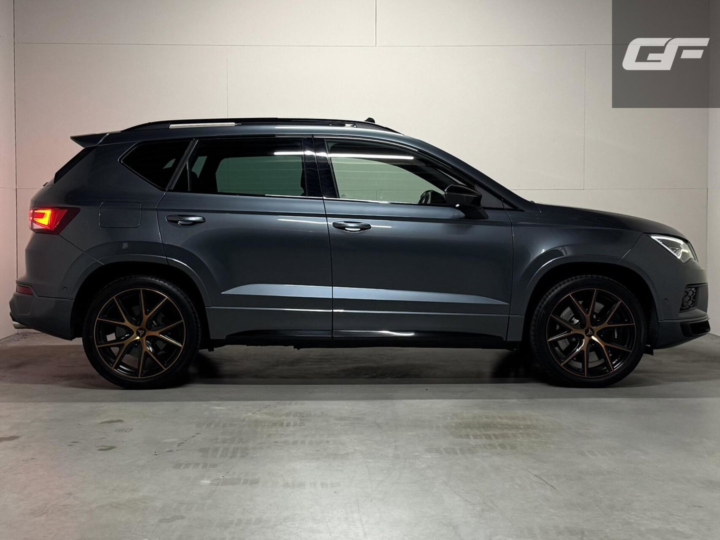 CUPRA Ateca 2.0 TSI 4DRIVE Pano Virtual Brembo Beats 360°