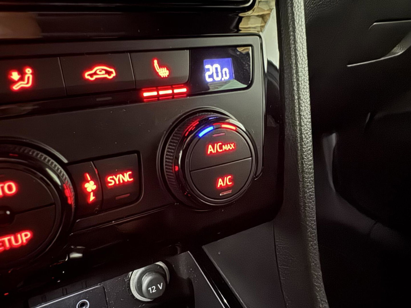 CUPRA Ateca 2.0 TSI 4DRIVE Pano Virtual Brembo Beats 360°
