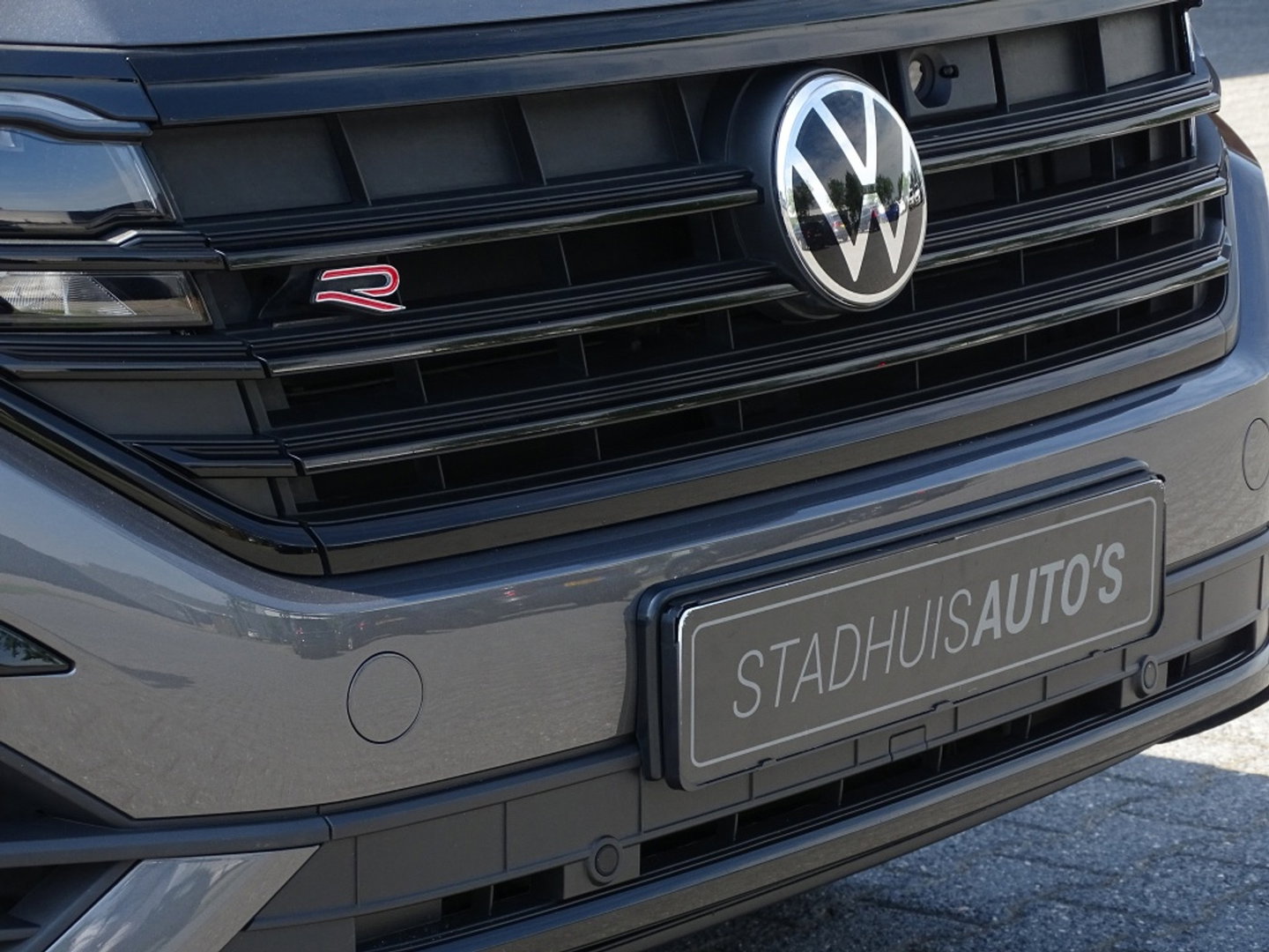 Volkswagen Touareg 3.0 e-Hybrid 462PK 4-Motion R / Massage / Dynaudio / 360°