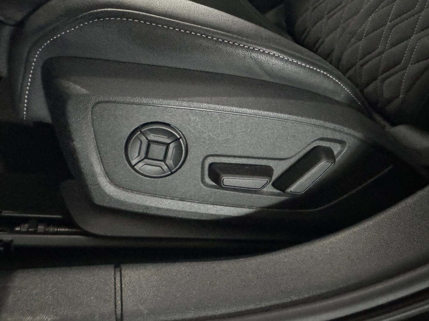 Audi S3 Sportback 2.0 TFSI quattro Pano|B&O|HuD|Keyles|Sfeer