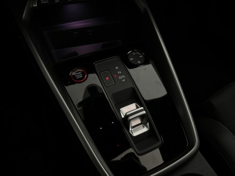Audi S3 Sportback 2.0 TFSI quattro Pano|B&O|HuD|Keyles|Sfeer