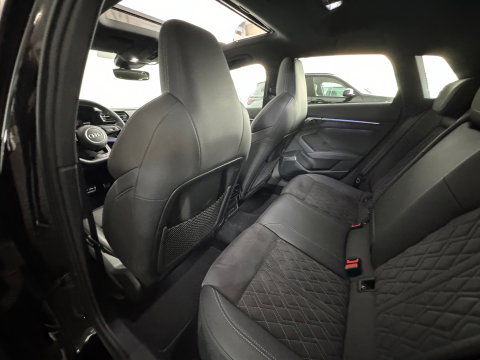 Audi S3 Sportback 2.0 TFSI quattro Pano|B&O|HuD|Keyles|Sfeer