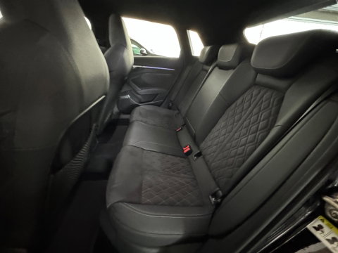 Audi S3 Sportback 2.0 TFSI quattro Pano|B&O|HuD|Keyles|Sfeer