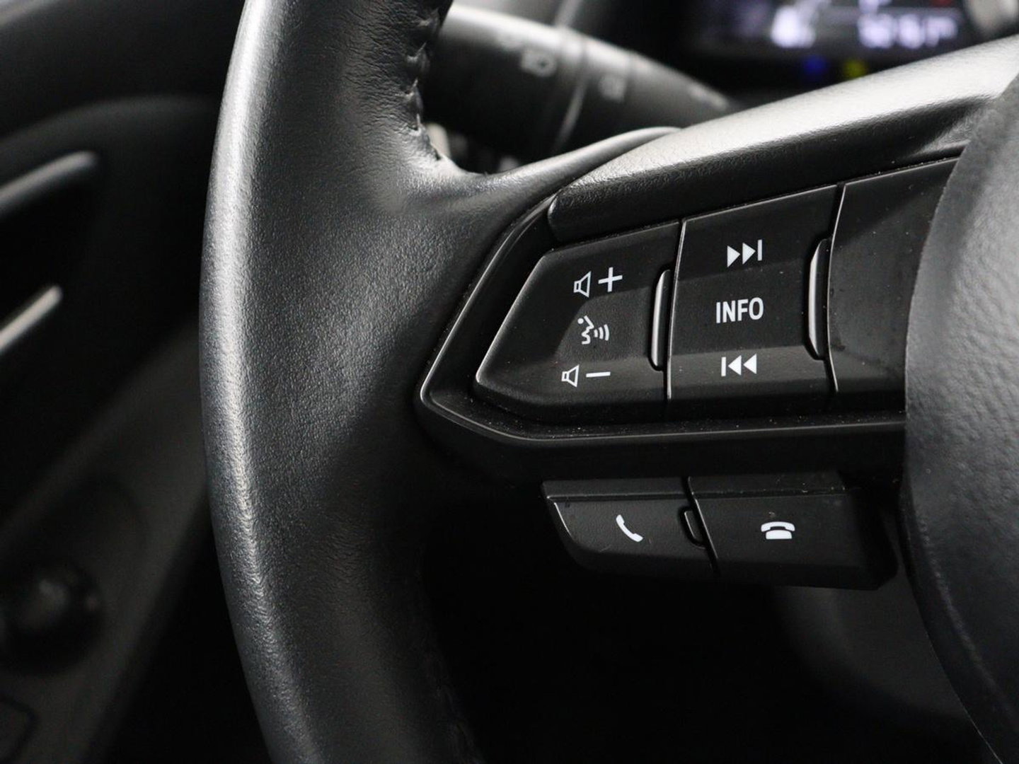 Mazda 2 1.5 SkyActiv-G 90 Centre-Line | Airco | Carplay | Cruise control | Automaat | Navigatie | Bluetooth
