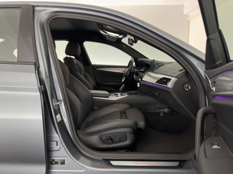 BMW 5 Serie 520i Executive Edition Sportline *AUT | LEATHER HEATED SPORT SEAT | FULL-LED | NAVI-FULLMAP | PRIVACY-GLASS | AMBIENT-LIGHT | ECC | CARPLAY | PDC | TOWBAR | 18"ALU*