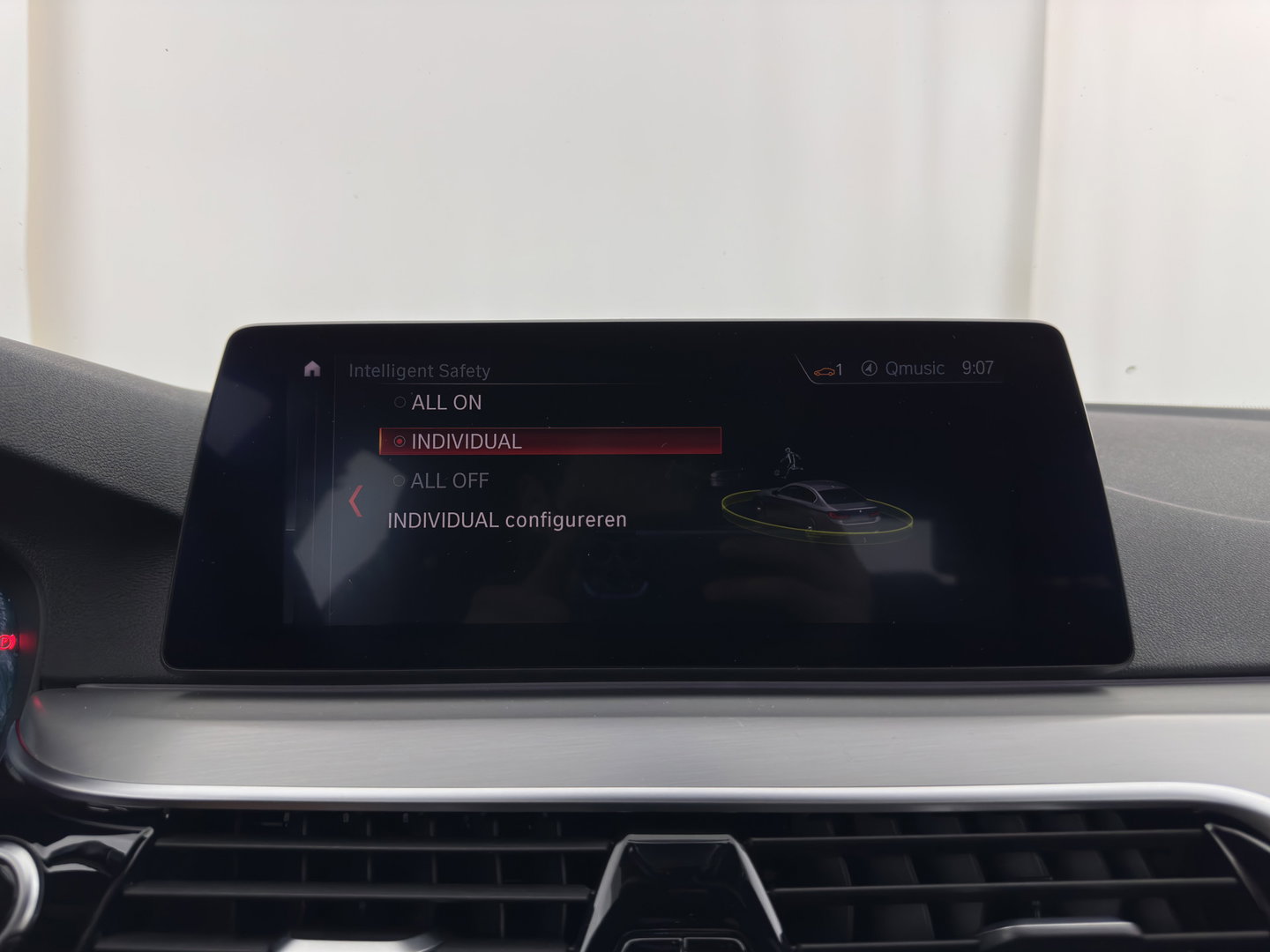 BMW 5 Serie 520i Executive Edition Sportline *AUT | LEATHER HEATED SPORT SEAT | FULL-LED | NAVI-FULLMAP | PRIVACY-GLASS | AMBIENT-LIGHT | ECC | CARPLAY | PDC | TOWBAR | 18"ALU*