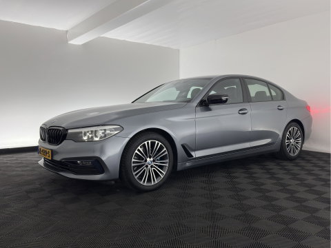 BMW 5 Serie 520i Executive Edition Sportline *AUT | LEATHER HEATED SPORT SEAT | FULL-LED | NAVI-FULLMAP | PRIVACY-GLASS | AMBIENT-LIGHT | ECC | CARPLAY | PDC | TOWBAR | 18"ALU*