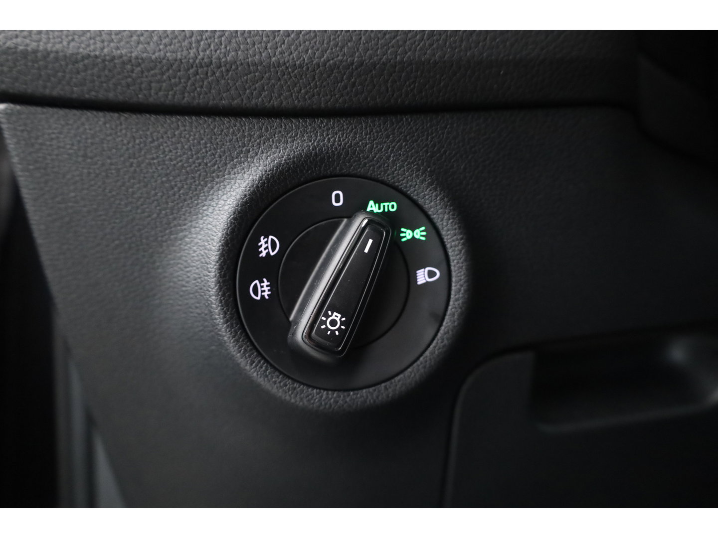 Škoda Kodiaq 1.5 TSI Sportline Business 7p. DSG | Navi | Elek. Trekhaak | Stoel- Stuurverw. | Apple CarPlay | Memory | Camera | Adapt. Cruise