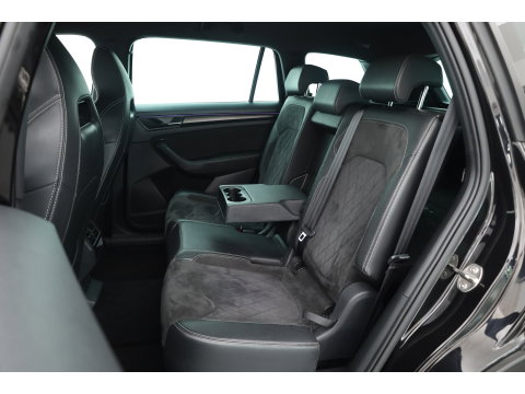 Škoda Kodiaq 1.5 TSI Sportline Business 7p. DSG | Navi | Elek. Trekhaak | Stoel- Stuurverw. | Apple CarPlay | Memory | Camera | Adapt. Cruise