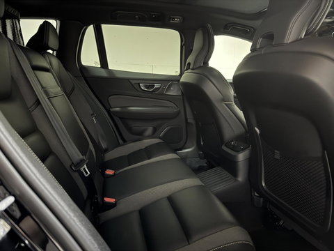 Volvo V60 2.0 T8 Recharge AWD R-Design Pano B&W 360° Memory Trekh.