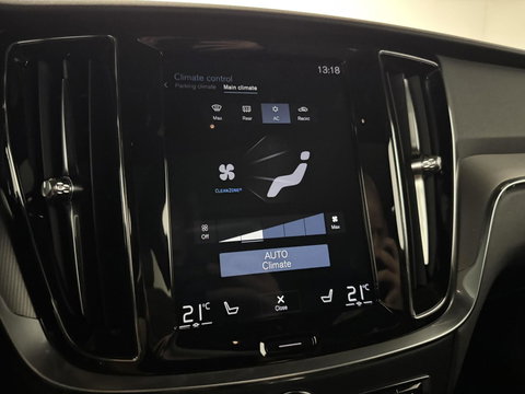Volvo V60 2.0 T8 Recharge AWD R-Design Pano B&W 360° Memory Trekh.