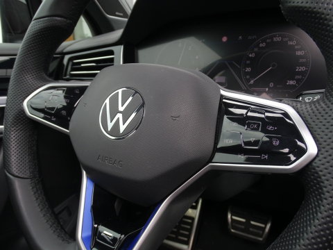 Volkswagen Touareg 3.0 e-Hybrid 462PK 4-Motion R / Massage / Dynaudio / 360°