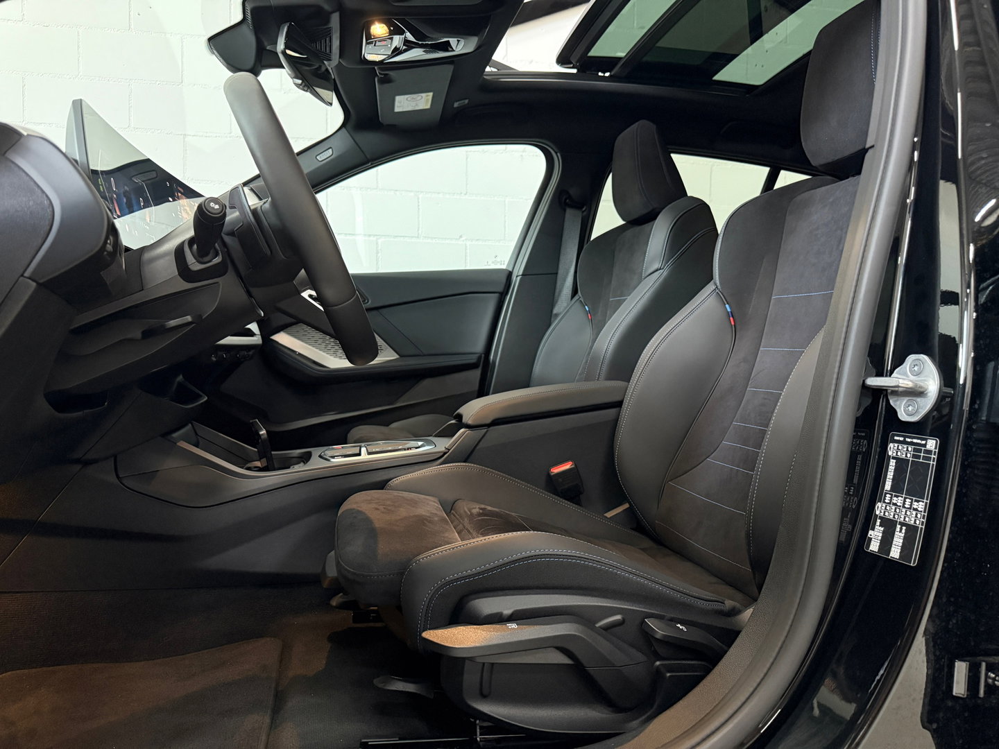 BMW 1-serie 120i pano*Side-assist*led*keyless