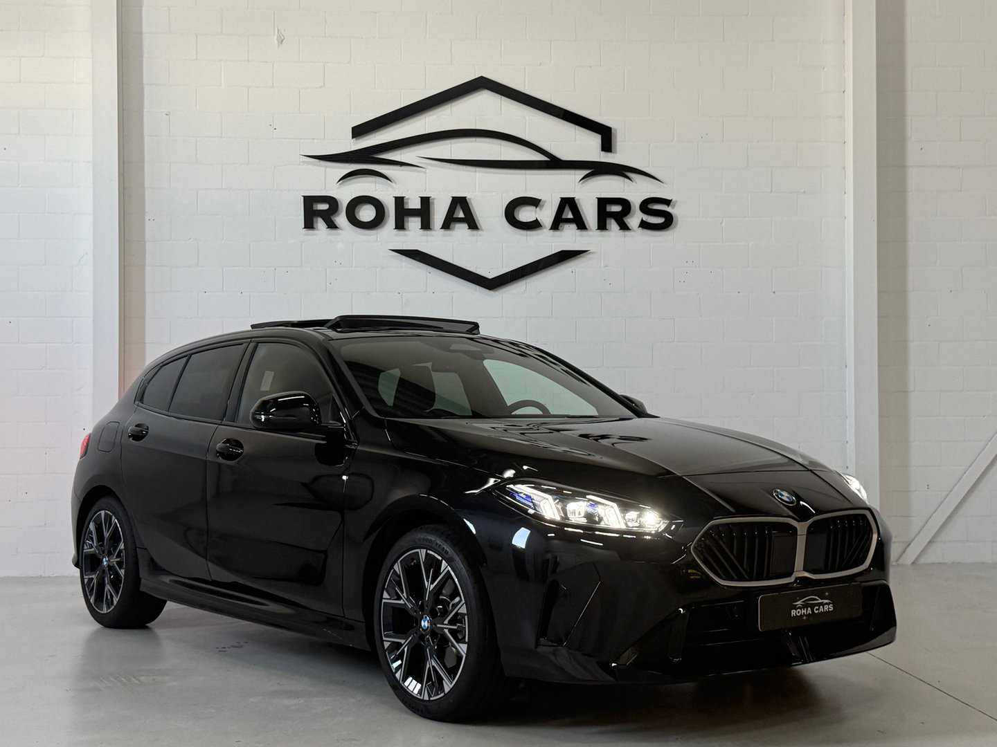 BMW 1-serie 120i pano*Side-assist*led*keyless