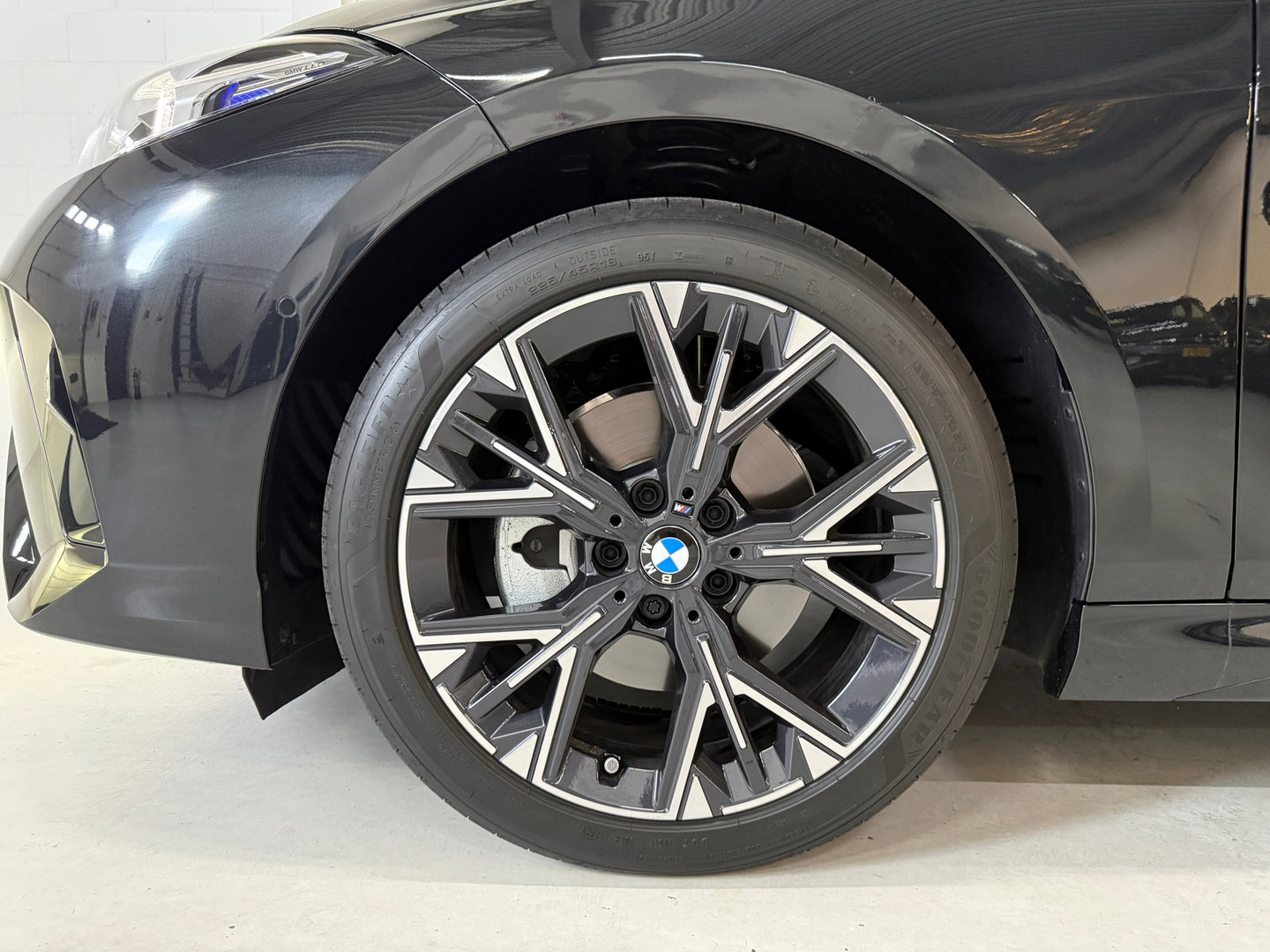 BMW 1-serie 120i pano*Side-assist*led*keyless