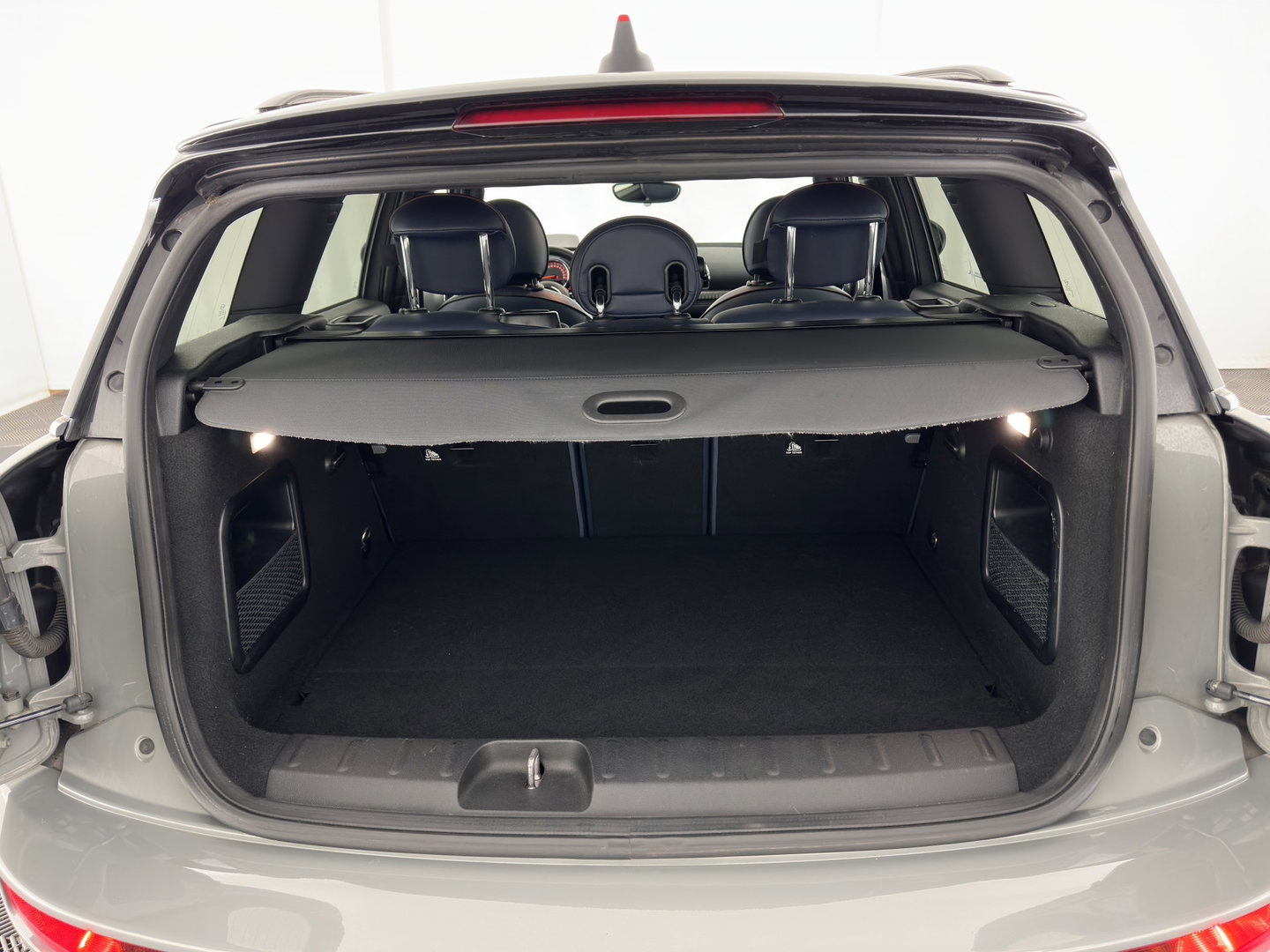 MINI Clubman 2.0 Cooper SD ALL4 Chili Serious Business Aut. *PANO | FULL-LED | HEATED-SPORTSEATS | HARMAN/KARDON | KEYLESS | MEMORY-PACK | CARBON-INLAY | HEAD-UP | SHIFTPADDLES | NAVI-FULLMAP | ECC | PDC | CRUISE | AMBIENTLIGHT | TOWBAR | 18''ALU