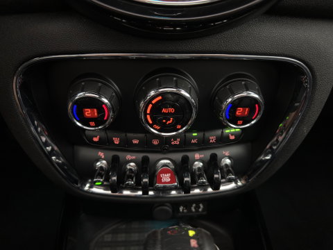 MINI Clubman 2.0 Cooper SD ALL4 Chili Serious Business Aut. *PANO | FULL-LED | HEATED-SPORTSEATS | HARMAN/KARDON | KEYLESS | MEMORY-PACK | CARBON-INLAY | HEAD-UP | SHIFTPADDLES | NAVI-FULLMAP | ECC | PDC | CRUISE | AMBIENTLIGHT | TOWBAR | 18''ALU