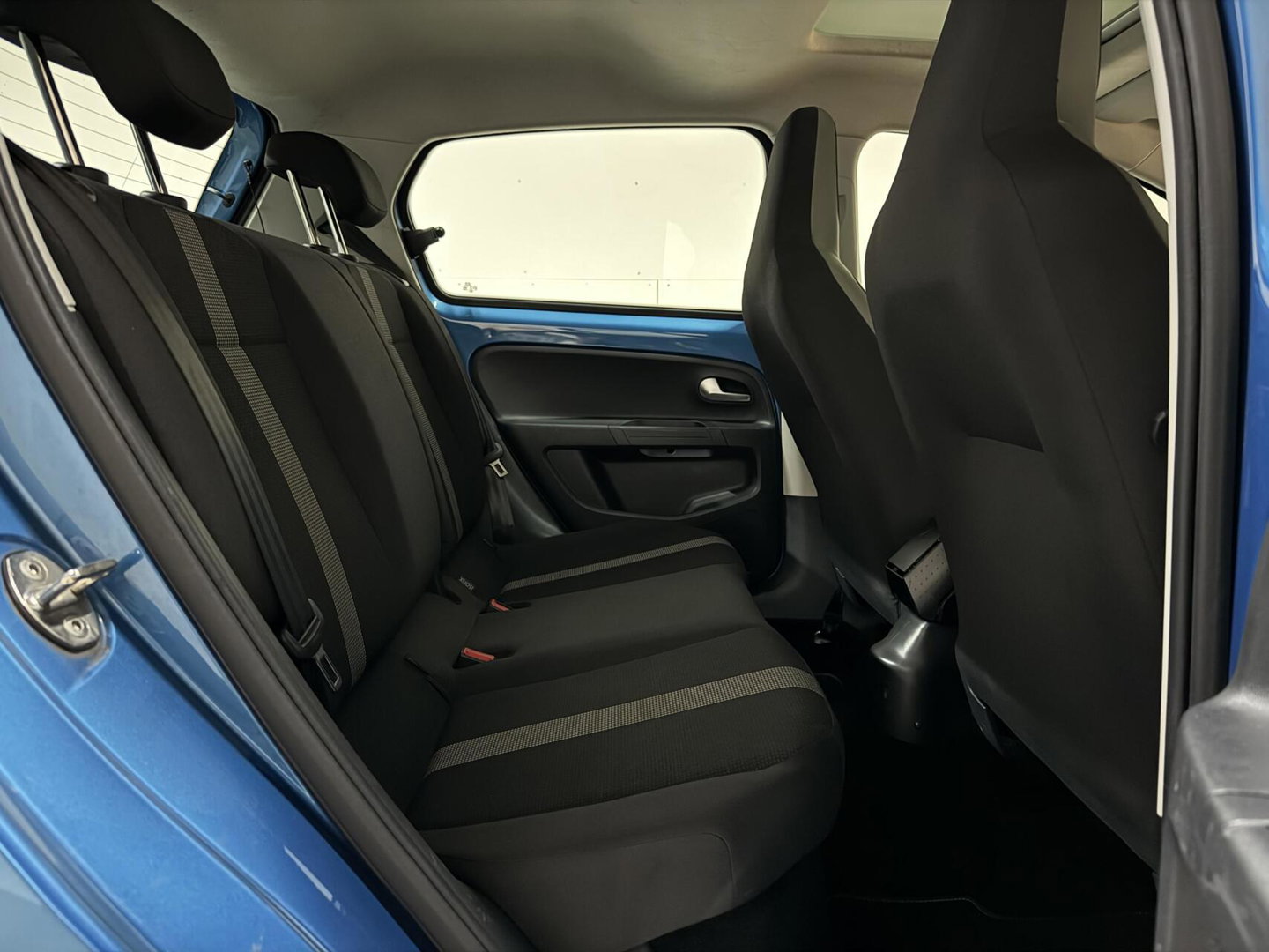 Volkswagen up! 1.0 BMT Lounge Pano Camera Cruise PDC NAP