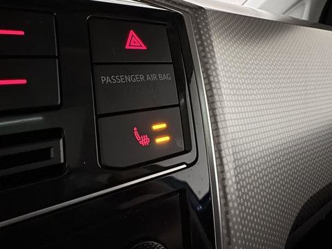 Volkswagen up! 1.0 BMT Lounge Pano Camera Cruise PDC NAP