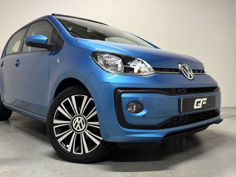 Volkswagen up! 1.0 BMT Lounge Pano Camera Cruise PDC NAP