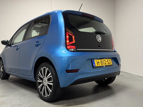 Volkswagen up! 1.0 BMT Lounge Pano Camera Cruise PDC NAP