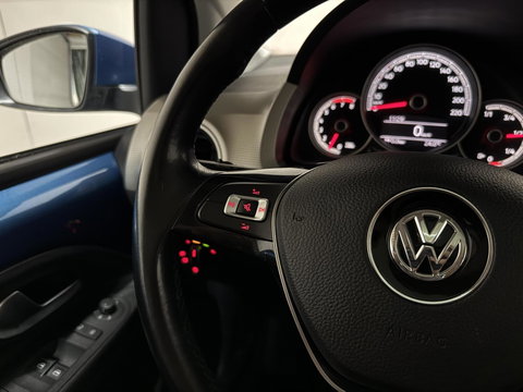 Volkswagen up! 1.0 BMT Lounge Pano Camera Cruise PDC NAP