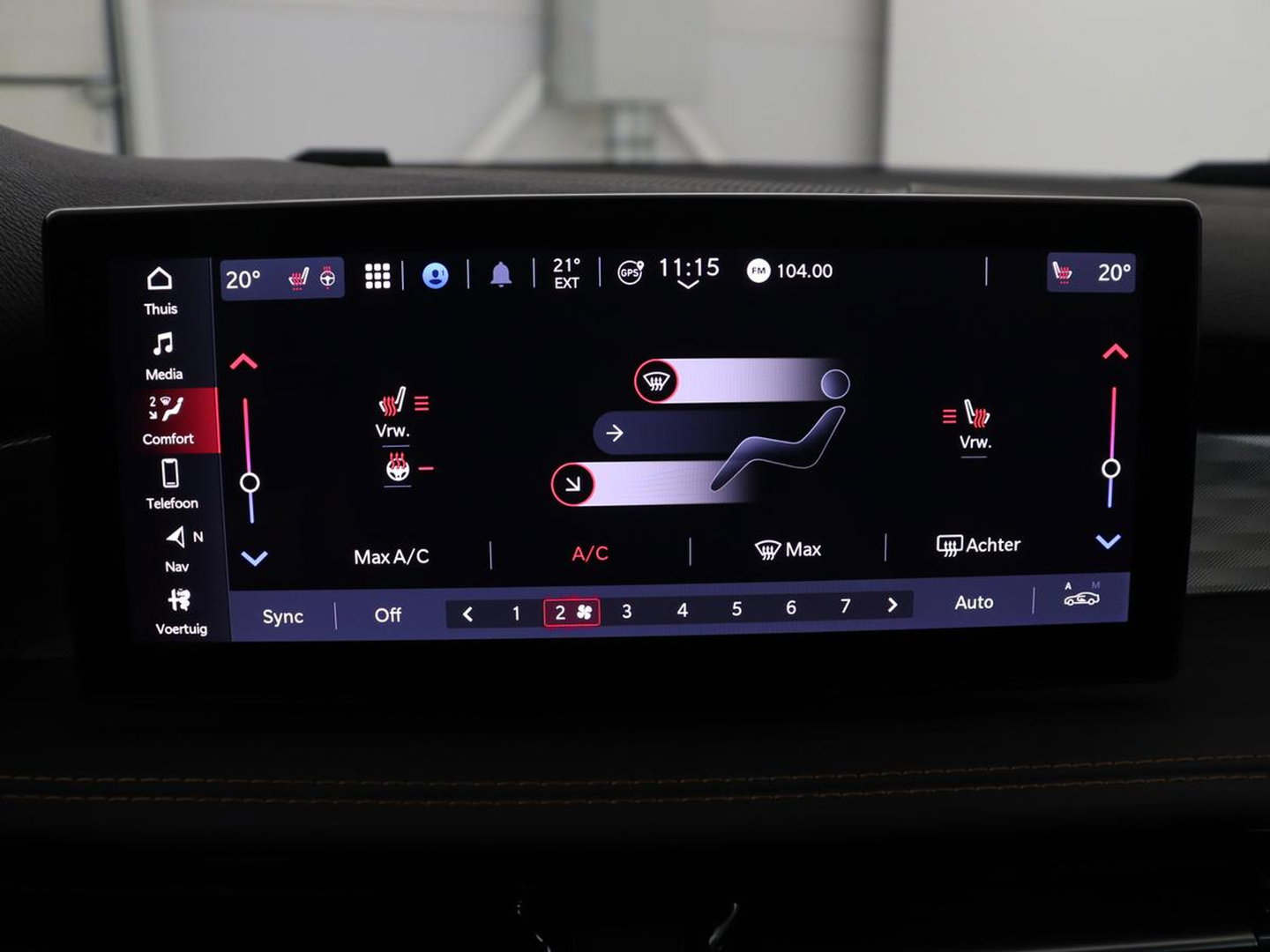 Alfa Romeo Tonale 1.3T PHEV Veloce 280PK Aut. Half Leder | Navi | DAB | Camera | Virtual Display | Navi | Carplay | Trekhaak | Climate Control | Stoelverwarming | Stuurverwarming