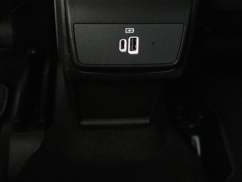 Alfa Romeo Tonale 1.3T PHEV Veloce 280PK Aut. Half Leder | Navi | DAB | Camera | Virtual Display | Navi | Carplay | Trekhaak | Climate Control | Stoelverwarming | Stuurverwarming