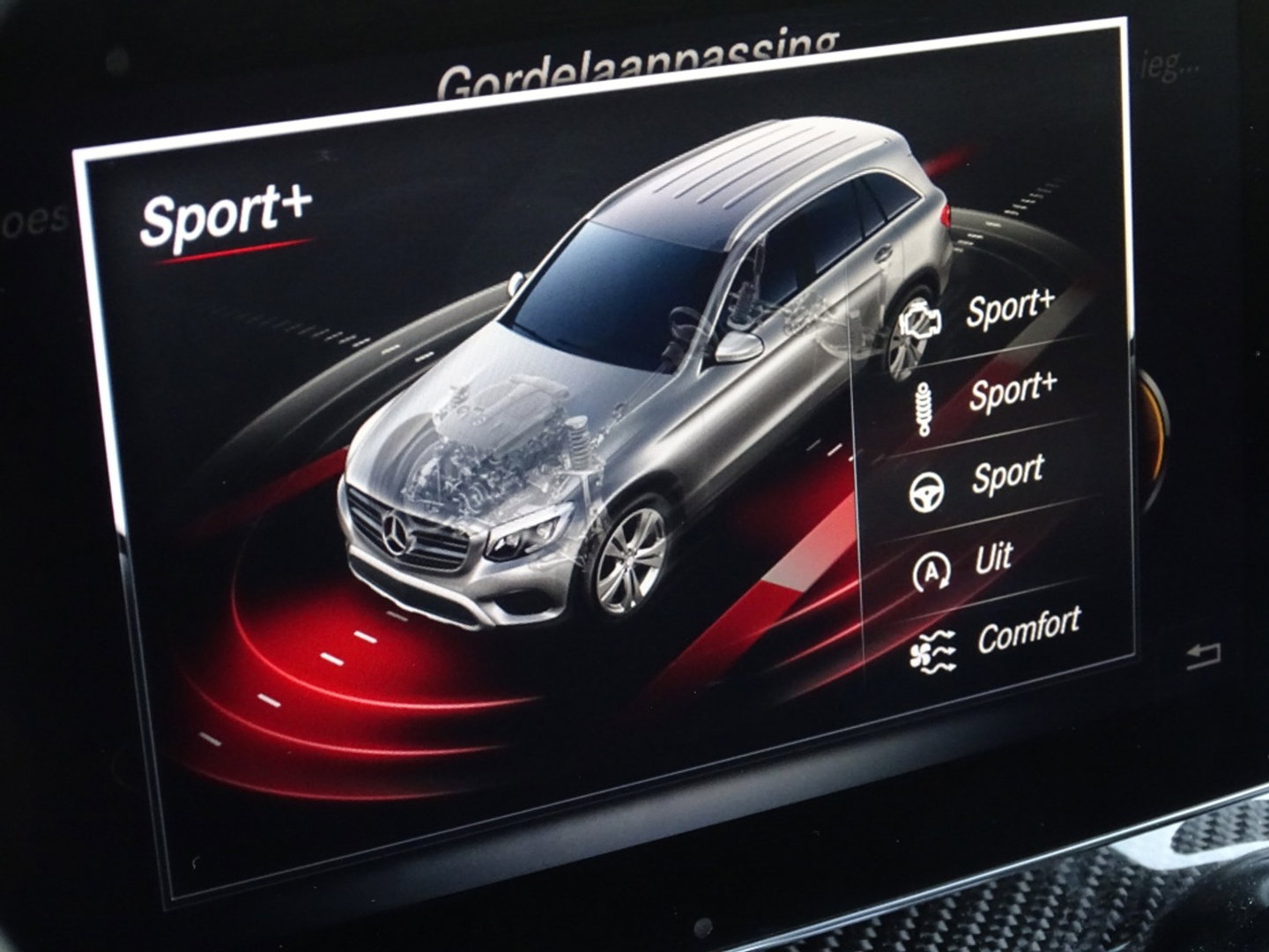Mercedes-Benz GLC 43 AMG 367PK 4-MATIC / Carbon / Distronic / Burmester / LED