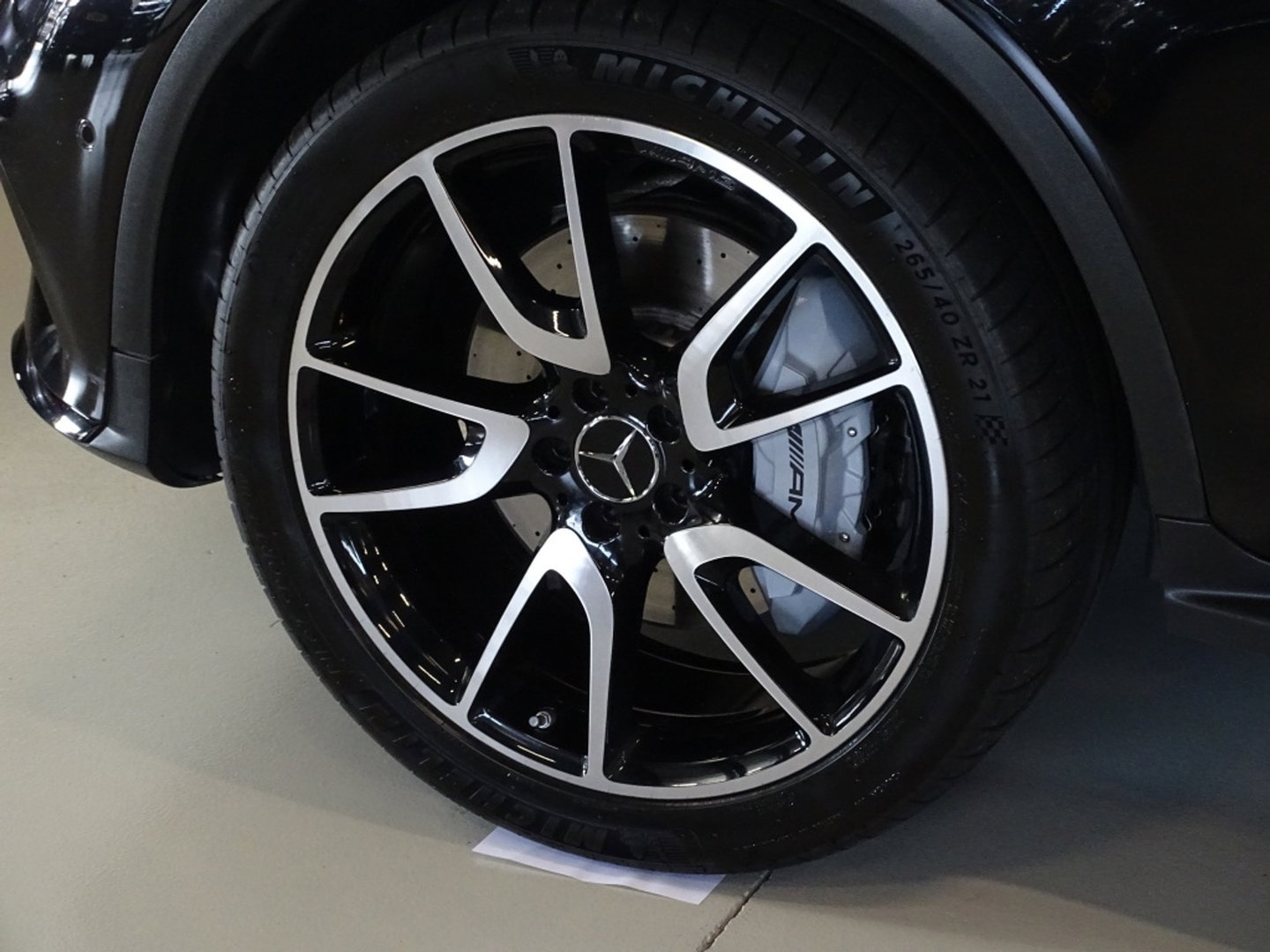 Mercedes-Benz GLC 43 AMG 367PK 4-MATIC / Carbon / Distronic / Burmester / LED