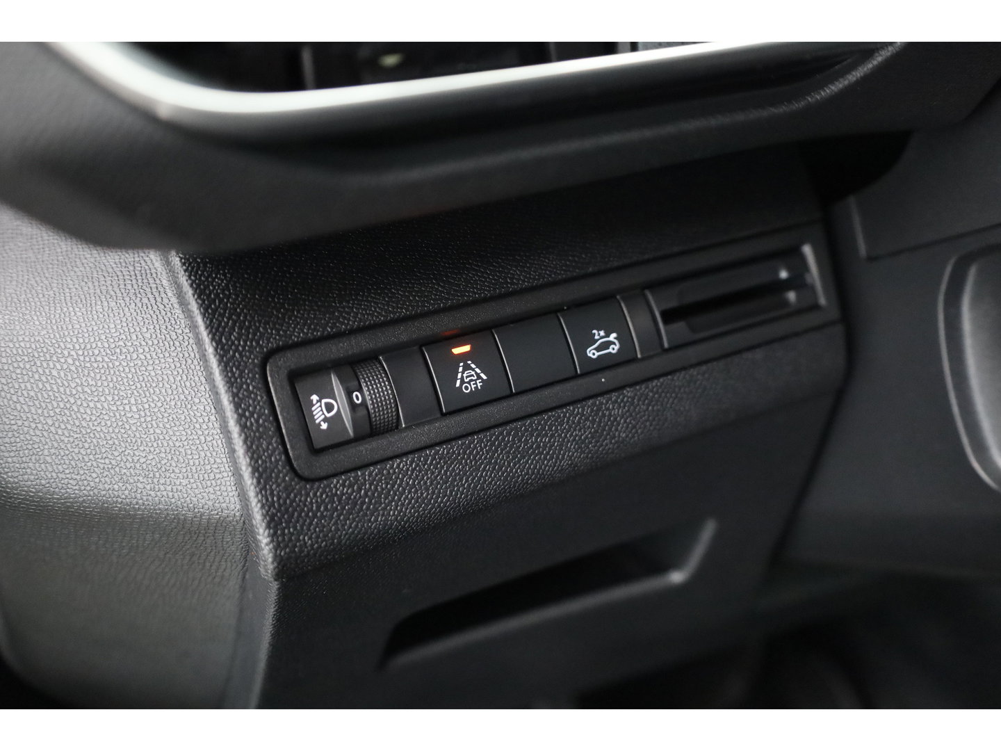 Peugeot 3008 1.2 PureTech Blue Lease Allure | Dig. Cockpit | Cruise Control | Keyless | Camera | Apple CarPlay & Android Auto | PDC V+A